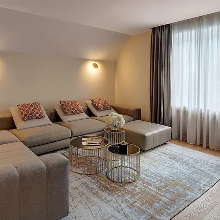 Residenz Alte Post Отель Бонадуц